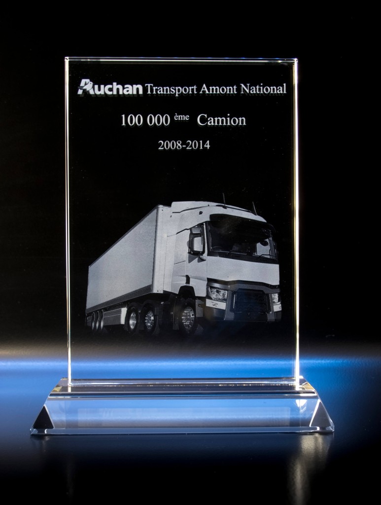 Trophée en verre Auchan Transport Amont National